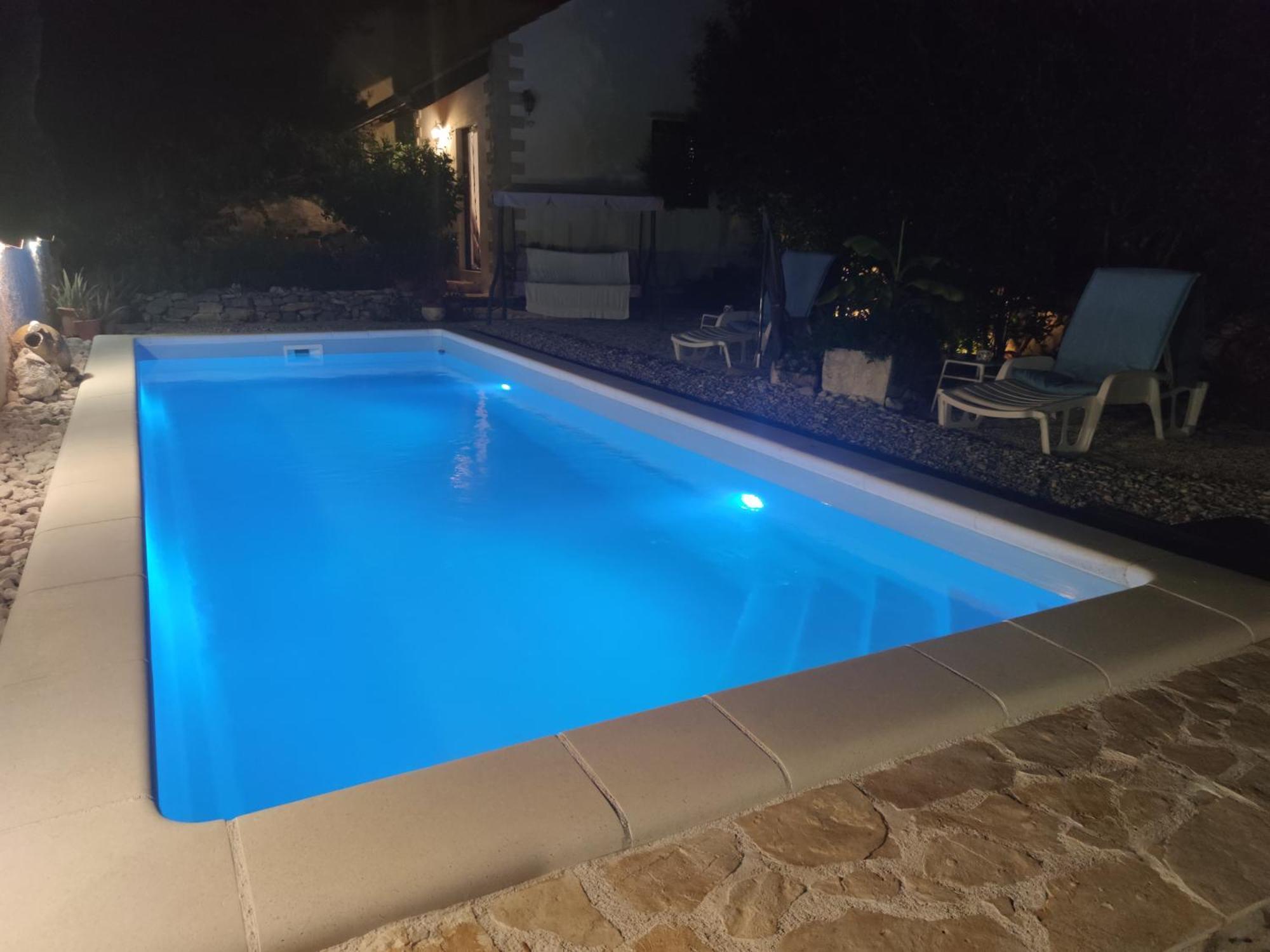 Vacation House Milka Милна Экстерьер фото